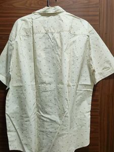 Lightweight Men's Short Sleeve Shirt