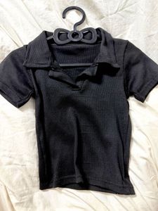 Ribbed Collared Crop Top
