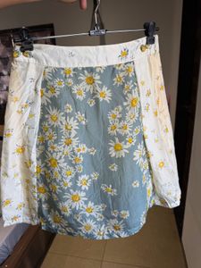 Daisy Print Mini Skirt