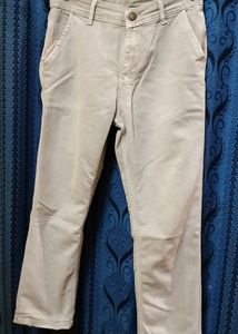 Unisex Jeans Pant.