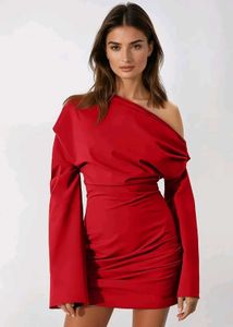 Chic Red Ruched Bodycon Dress