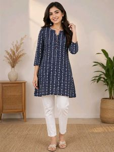 Stylish Blue & White Printed Kurta