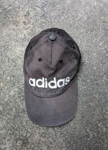 Adidas Baseball Cap 🧢