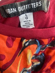 Graphic print top