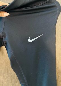 Nike Cropped Dry Fit Leggings