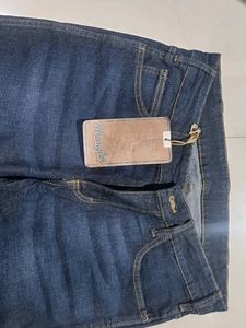 Trendy Men's Wrangler Jeans