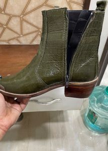 Stylish Green Croc Embossed Boots