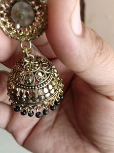 Earring
