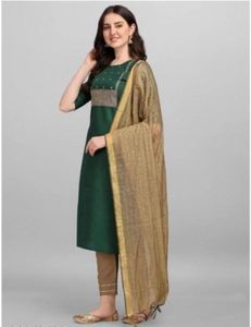 Elegant Emerald Green Kurta Set dupatta