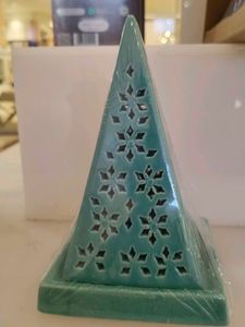 Ceramic pyramid cones diffuser
