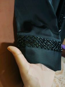 Elegant black Saudi Abaya