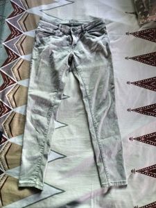 Light Wash Denim Jeans