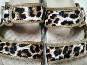 Carlton London Slide Sandals