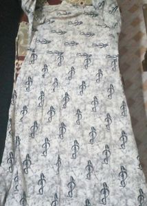 Stylish Kurti with Unique Print