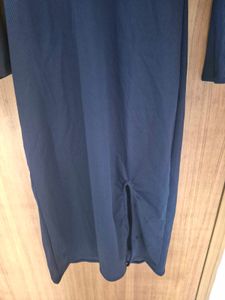 Elegant Navy Blue Dress with Bow Detail