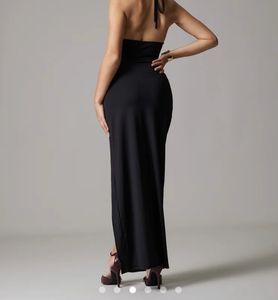 Elegant Black Maxi Dress