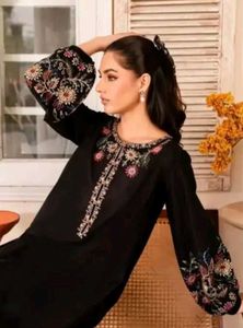 Midnight Elegance Embroidered Kurta with pant Set