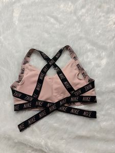 Nike padded M size Sportsbra