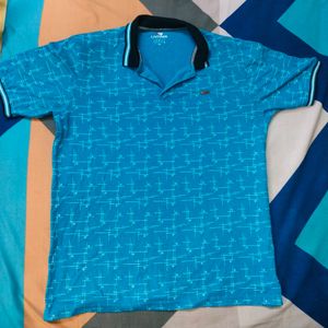 2 Brand new t-shirt