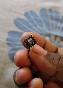 Silver Floral Nose Ring[chus 1 ] 99 ka sale mai bu