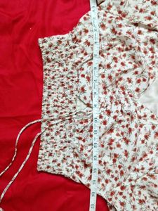 Floral Print V-Neck Blouse
