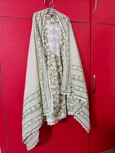 Beautiful Green Floral Print Kurta Set