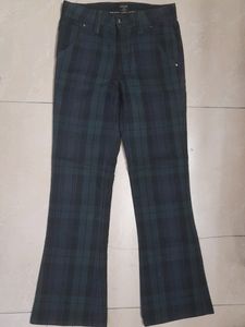 Highwaisted Flared Trouser