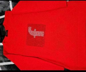 Sparkling Red "F" Graphic T-Shirt