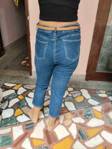 Signature Fit Blue Capri Denim Jeans -  (Waist 34