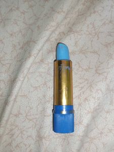 Magic Color Changing Lipstick