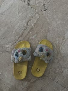 slippers