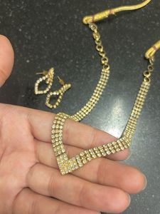Elegant Rhinestone Necklace &amp; Earring Set