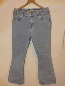 Off Duty Denim Blue Jeans