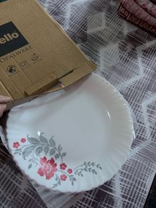 Cello Dazzle Collection Dinnerware Set