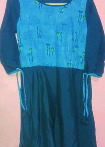 Allowing Kurti