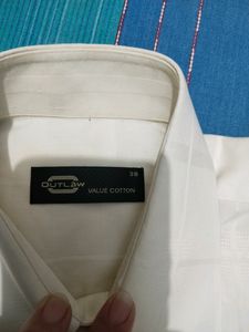 A Beautiful Off White Half Sleeves Cotton Shirt