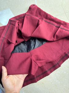 💥Maroon Pleated Mini Skirt