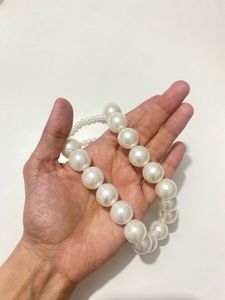 Elegant Pearl Necklace &amp; Earrings Set