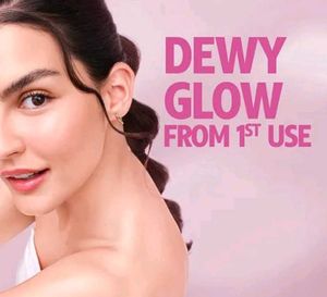 Vaseline Gluta-Hya Dewy Radiance Serum-in-lotion