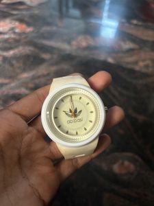 Adidas Cream Wristwatch working condition no battr