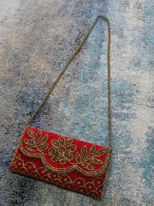 a hand clutch