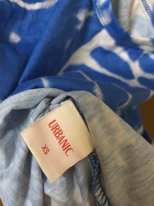 Blue &amp; White Tie Dye Crop Top
