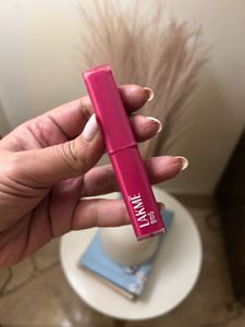 Lakme 9 to 5 Lipstick- Pink Slip