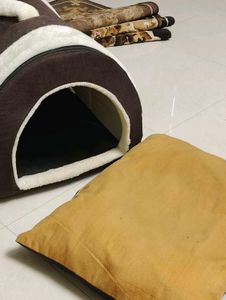 Igloo Pet Bed - Cozy &amp; Foldable