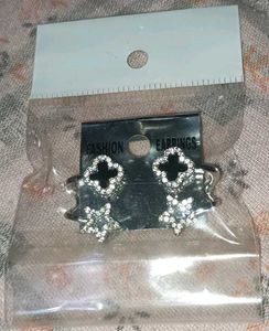 Chic Black Petal Earrings