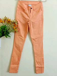 Vero Moda Peach Colored Skinny Jeans/Jeggings