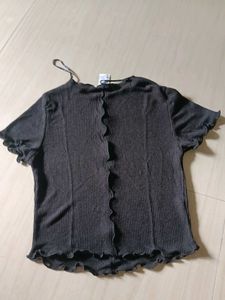 Ribbed Lettuce Trim Button-Up Top