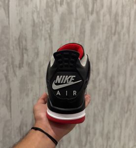Nike Air Jordan 4 Retro Bred