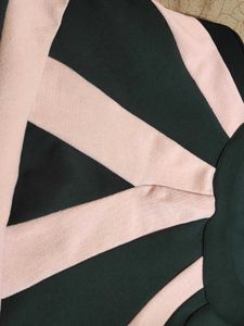 Stylish Black &amp; Pink Sleeveless Top