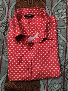 Red Heart Print Button-Up Blouse